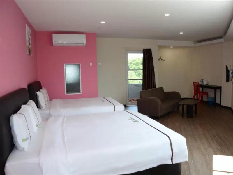 Riverview Hotel Bahau Ngoại thất bức ảnh