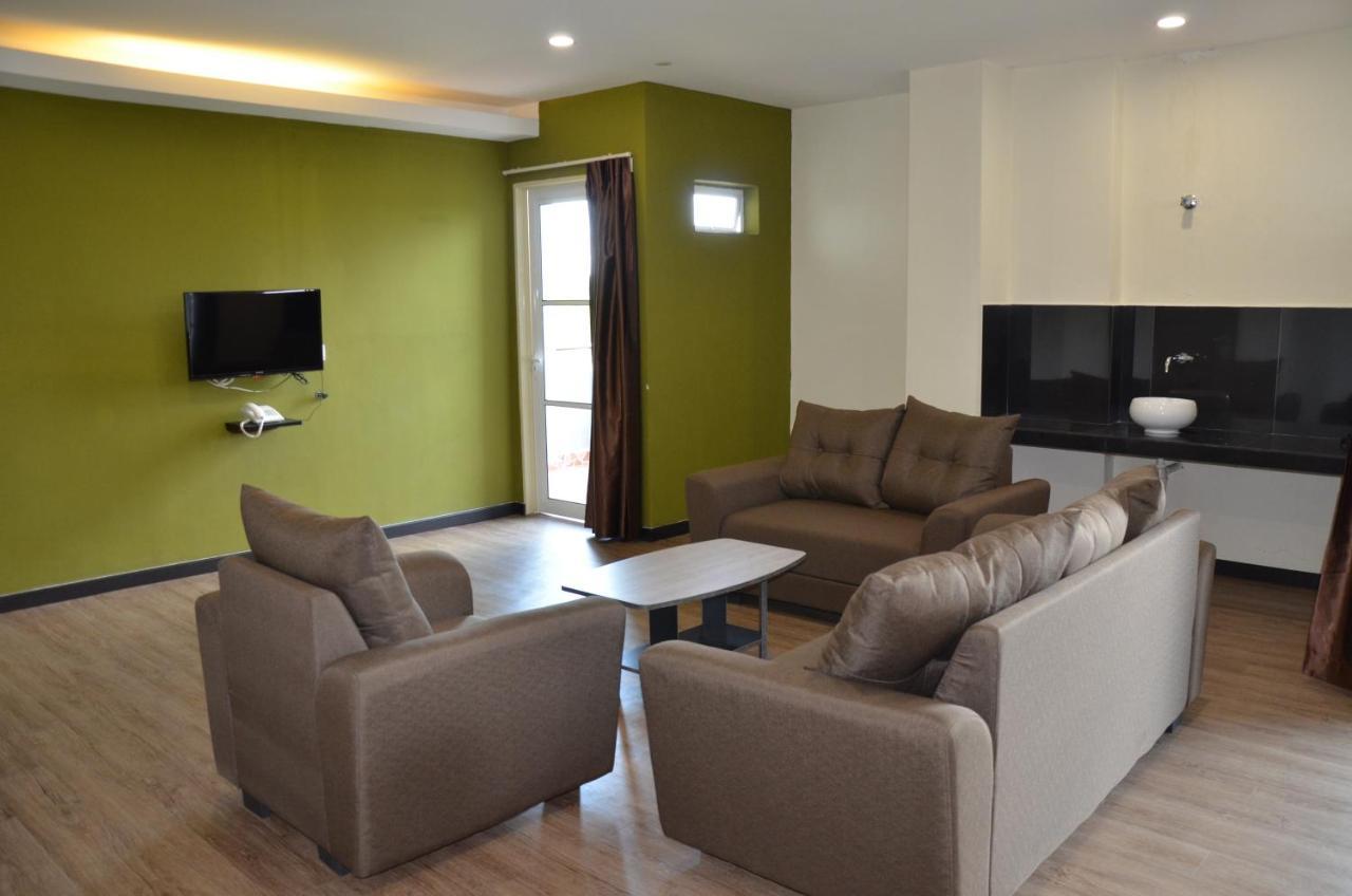 Riverview Hotel Bahau Ngoại thất bức ảnh