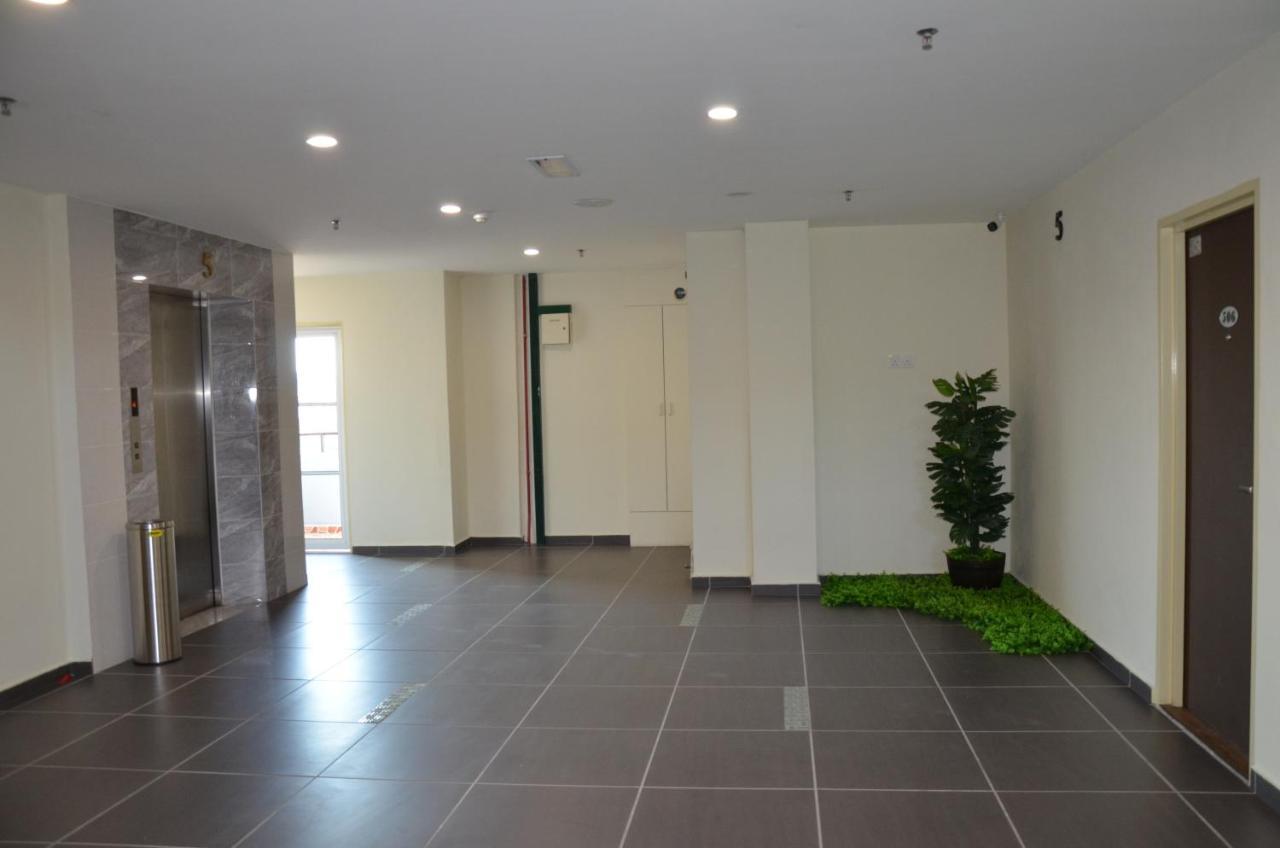 Riverview Hotel Bahau Ngoại thất bức ảnh